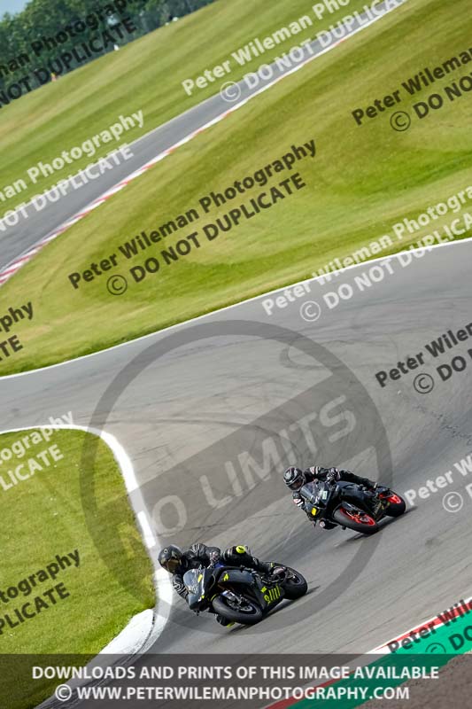donington no limits trackday;donington park photographs;donington trackday photographs;no limits trackdays;peter wileman photography;trackday digital images;trackday photos